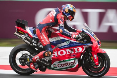 2025�N�^ �z���_ RC213V