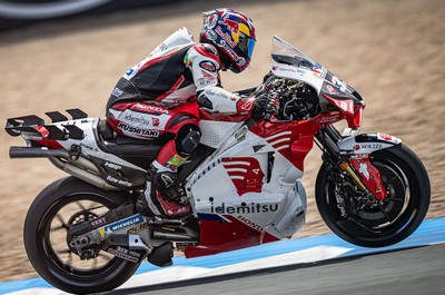 2025�N�^ LCR Honda Idemitsu�̃o�C�N