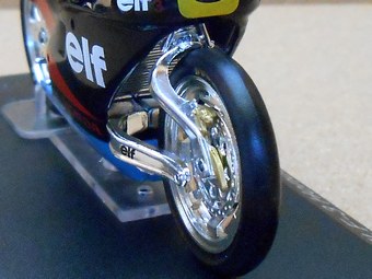 ELF-3模型の前輪