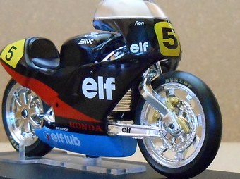 チャンピオンバイクコレクション：ELF-3の模型