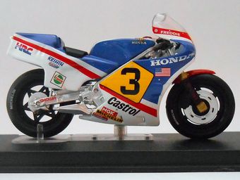 チャンピオンバイクコレクション ホンダ NS500の模型