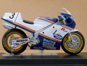 チャンピオンバイクコレクションNO.58：RVF750